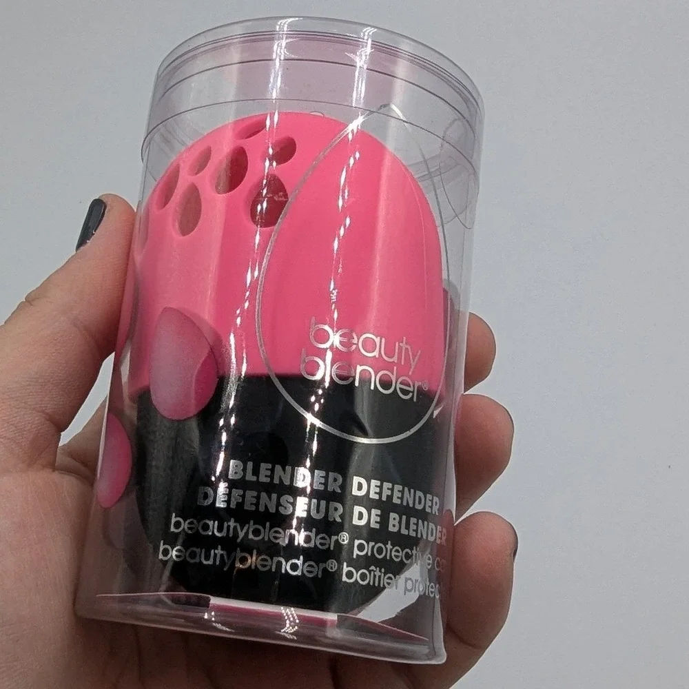 Beautyblender Blender Defender Pink/Black Silicone Travel Case OS